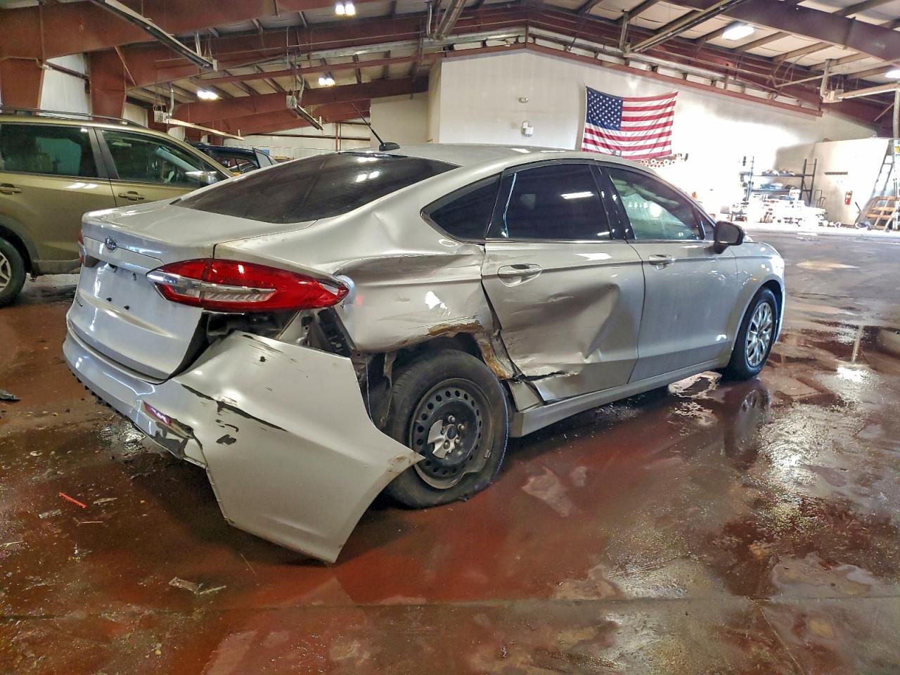 2019 Ford Fusion S - Image 3