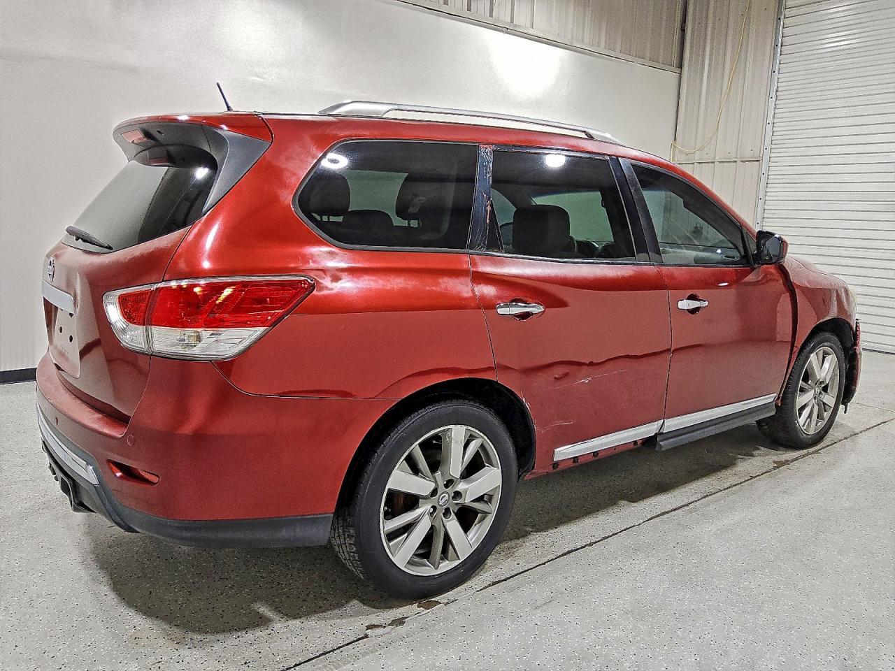 2014 Nissan Pathfinder S - Фото 3