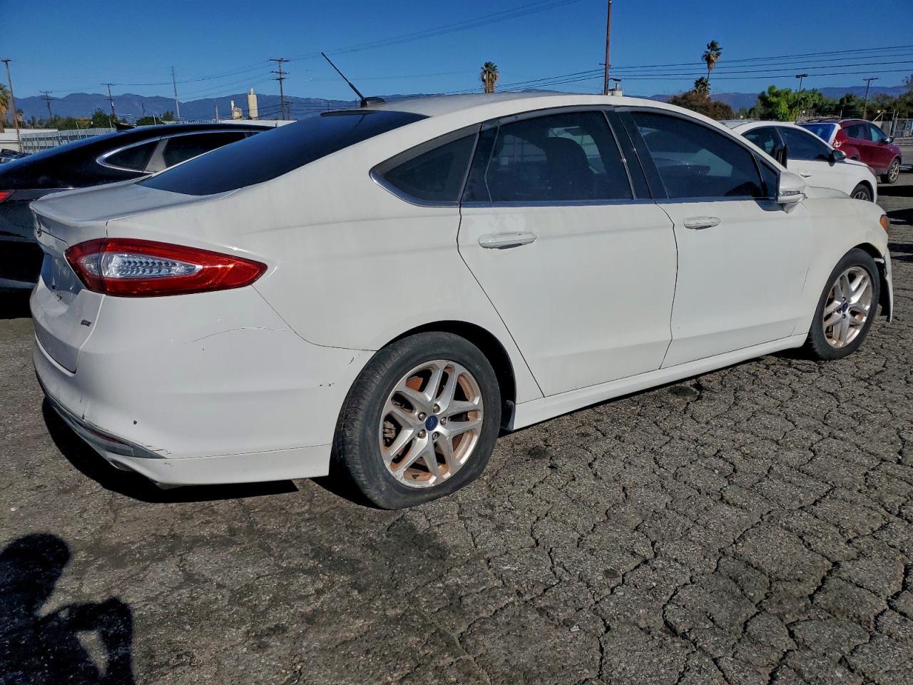 2014 Ford Fusion Se - Фото 3