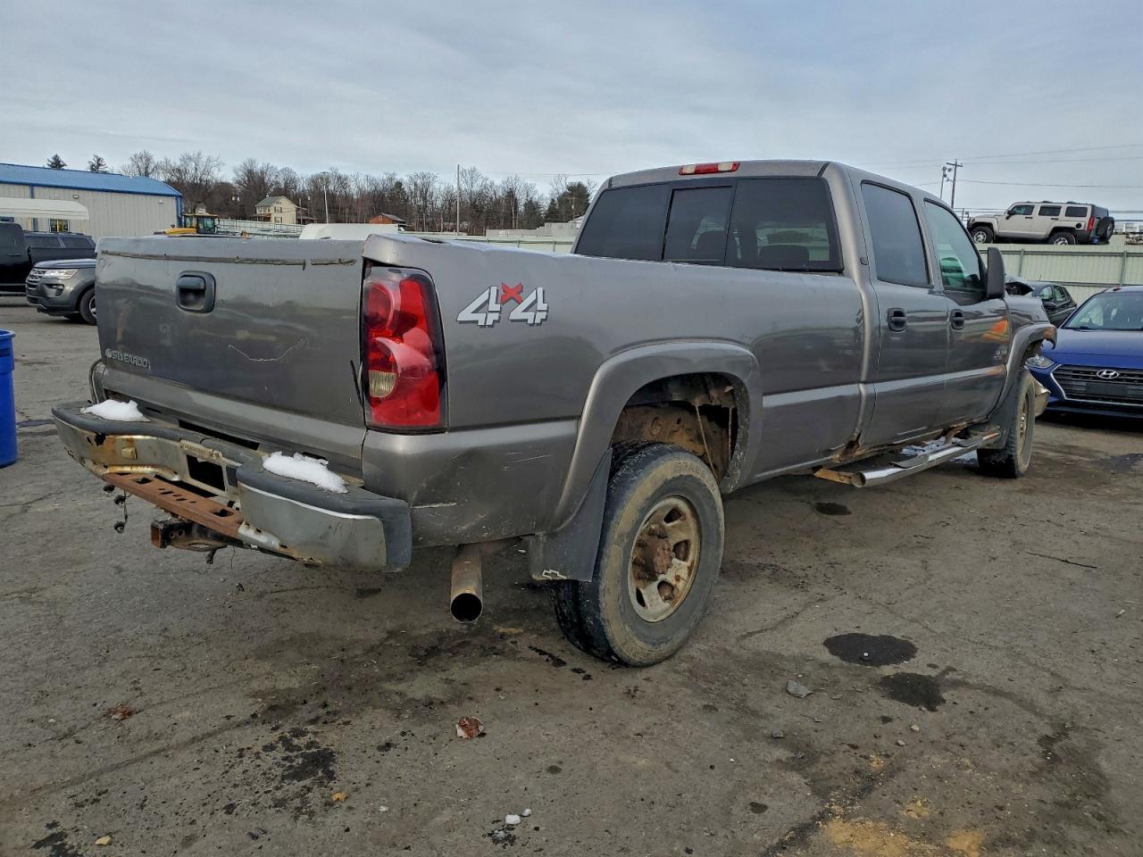 2006 Chevrolet Silverado K3500 - Image 3