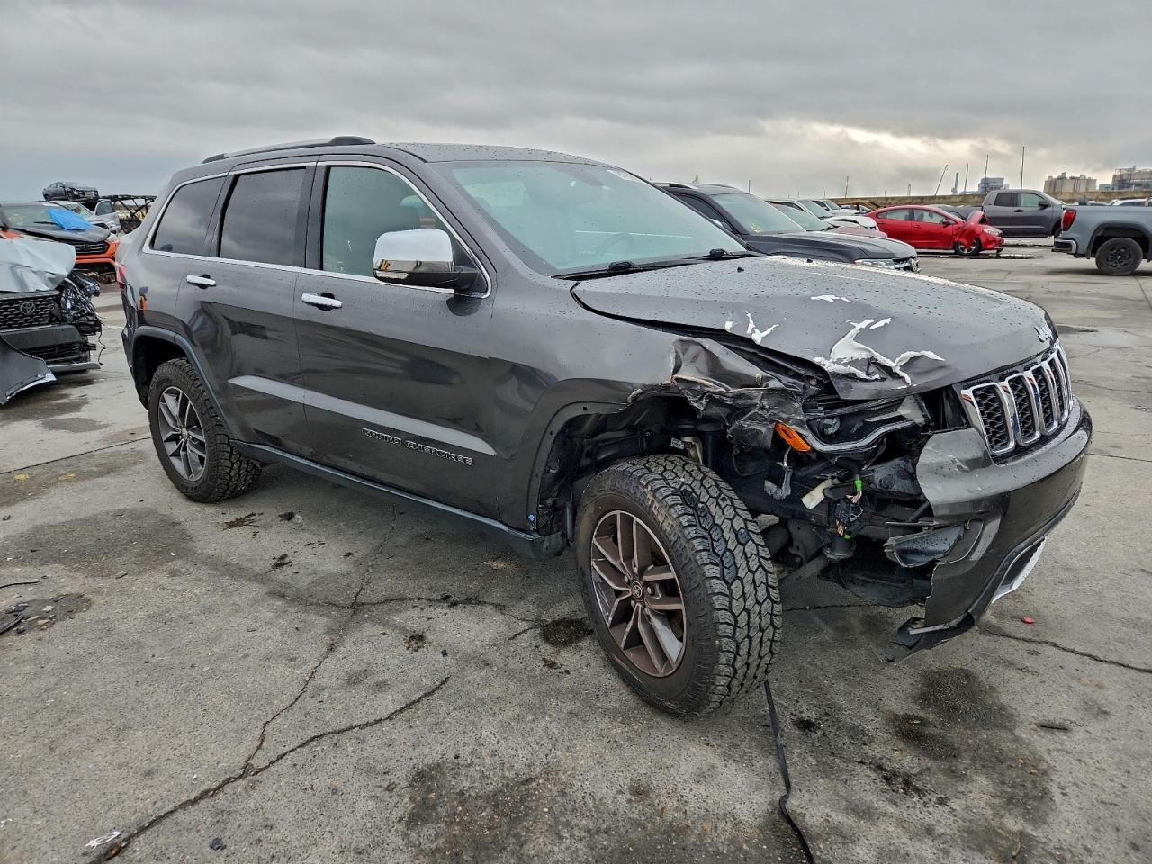2017 Jeep Grand Cherokee Limited - Image 4