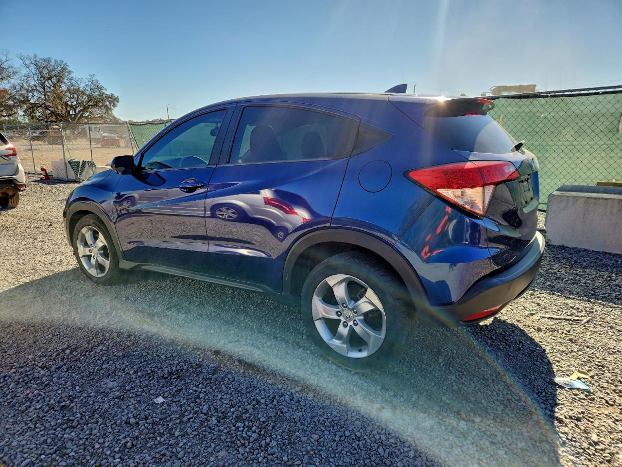 2016 Honda Hr-V Lx - Image 2