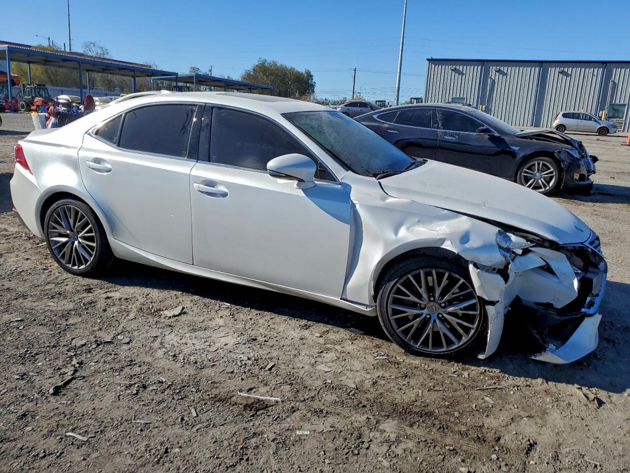 2016 Lexus Is 200T - Фото 4