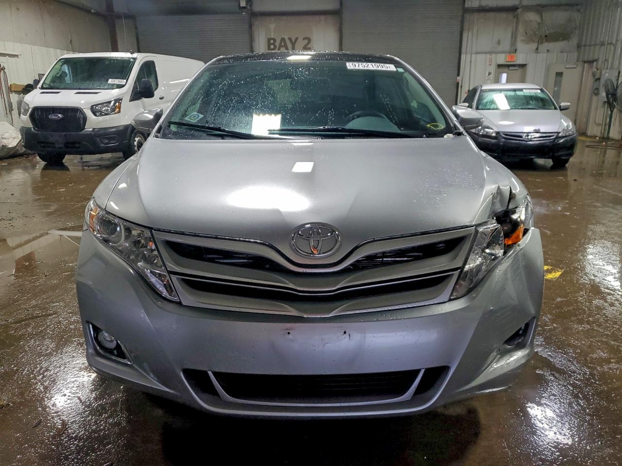 2015 Toyota Venza Le - Image 5
