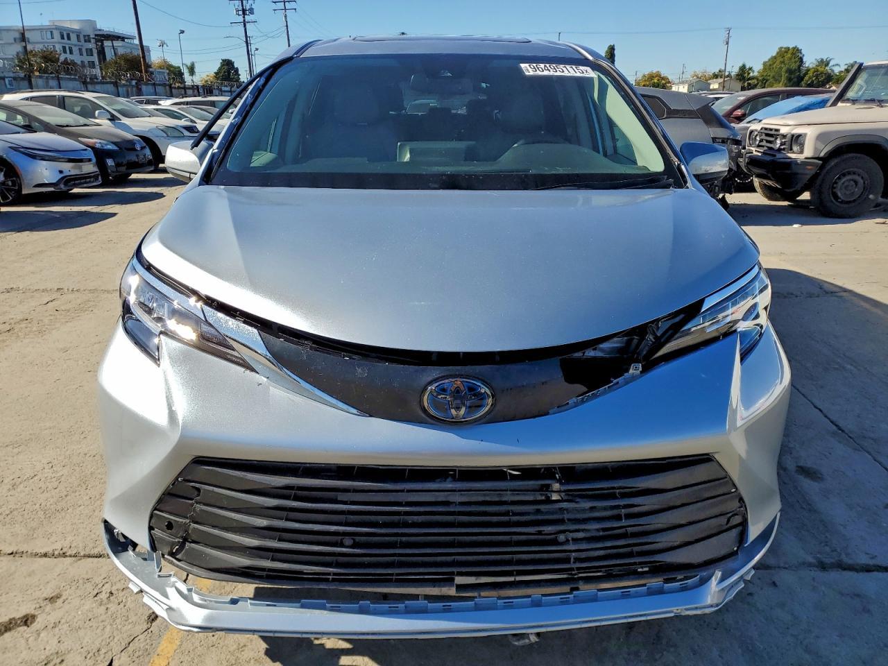 2021 Toyota Sienna Xle - Фото 5