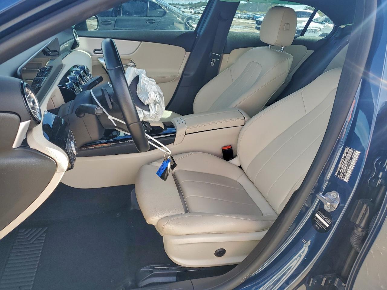 2021 Mercedes-Benz A 220 - Фото 7