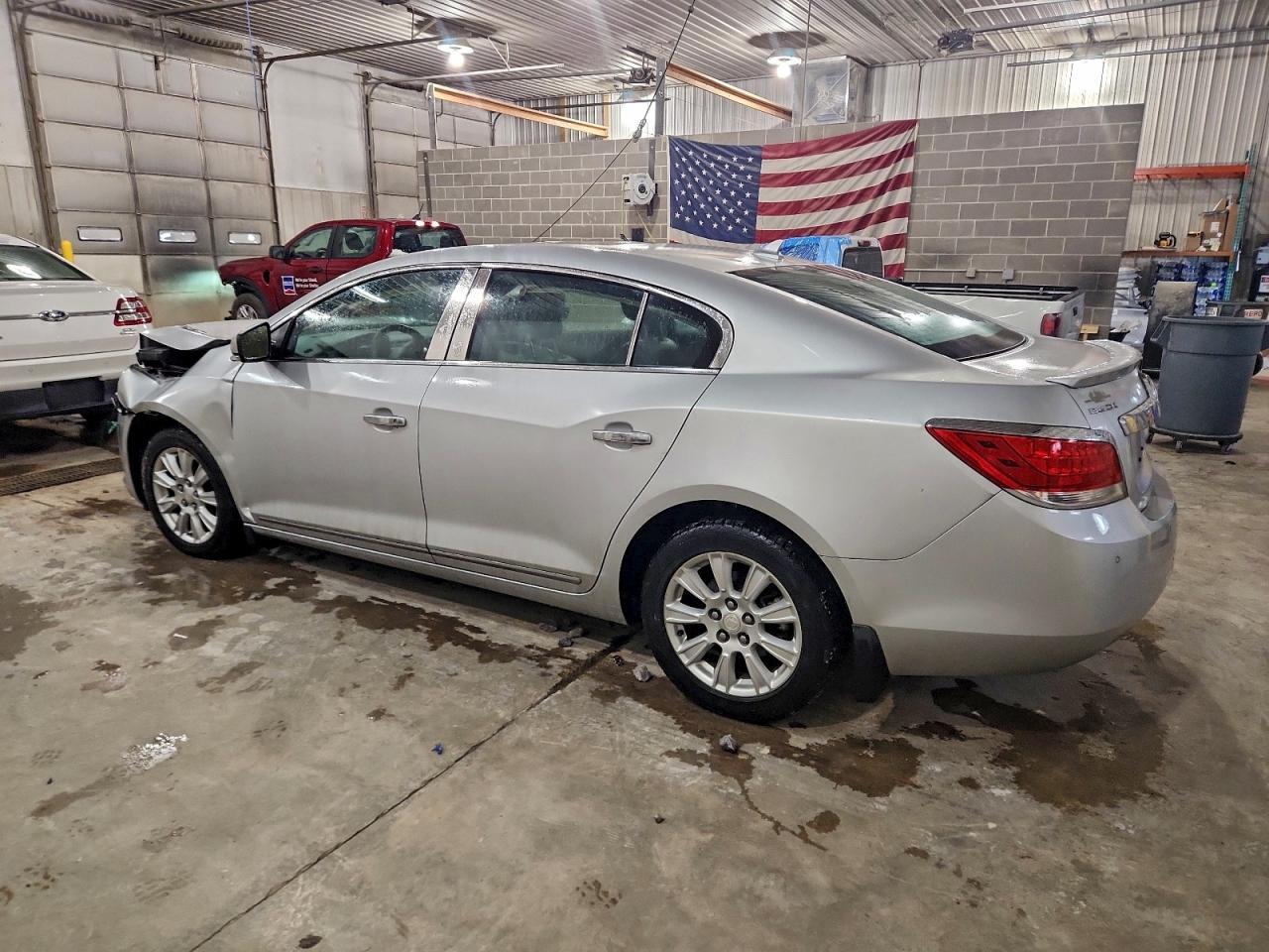 2012 Buick Lacrosse Premium - Фото 2