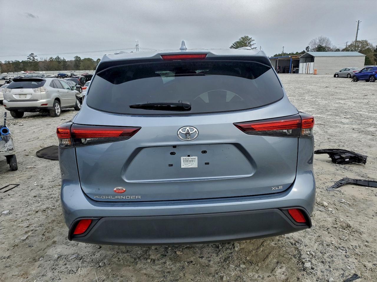 2024 Toyota Highlander Le - Image 6