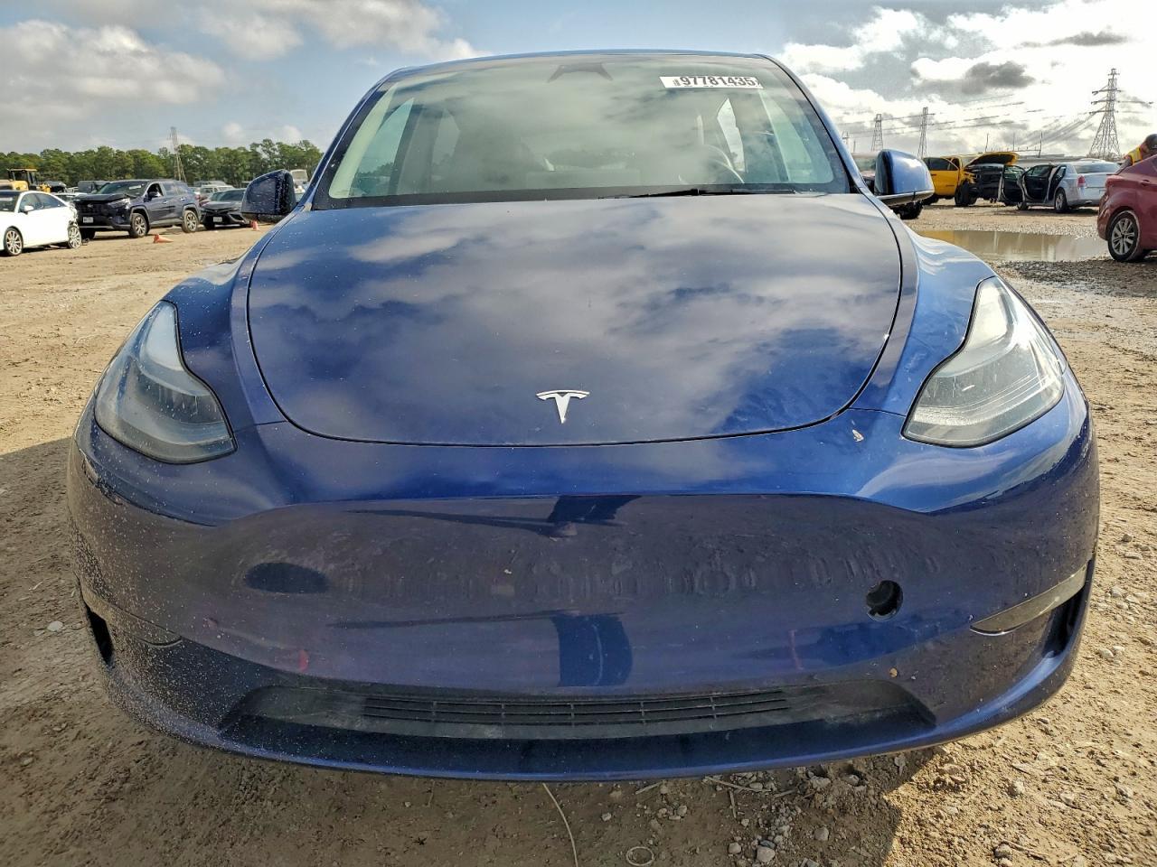2024 Tesla Model Y - Фото 5