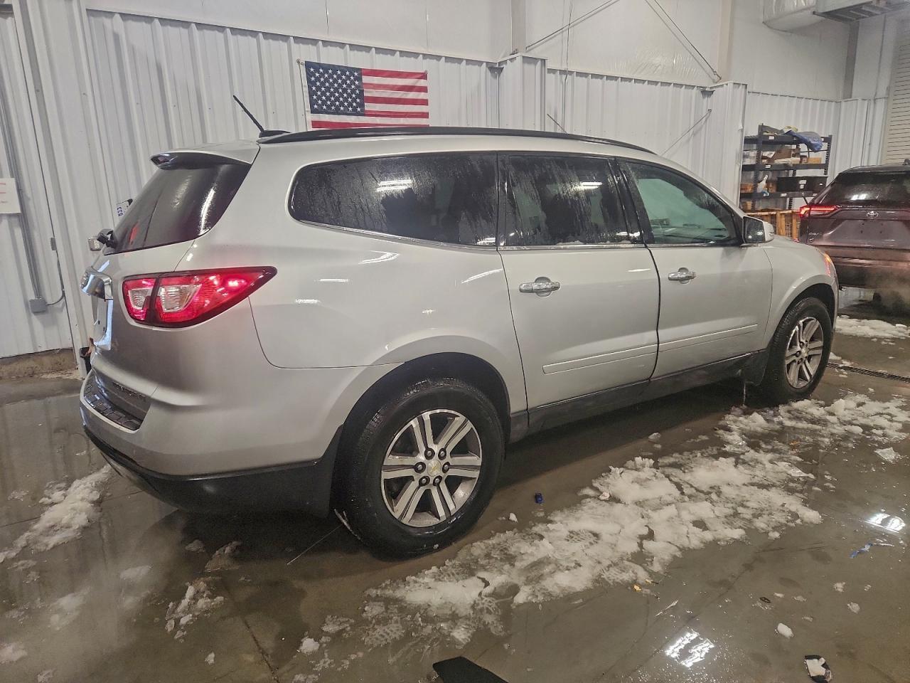 2016 Chevrolet Traverse Lt - Фото 3