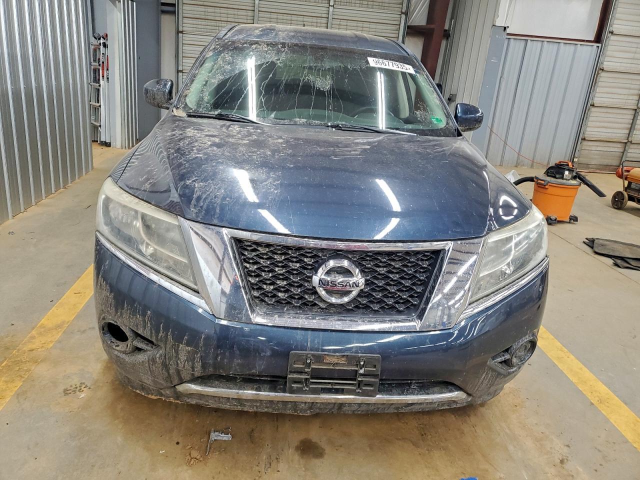 2014 Nissan Pathfinder S - Фото 5