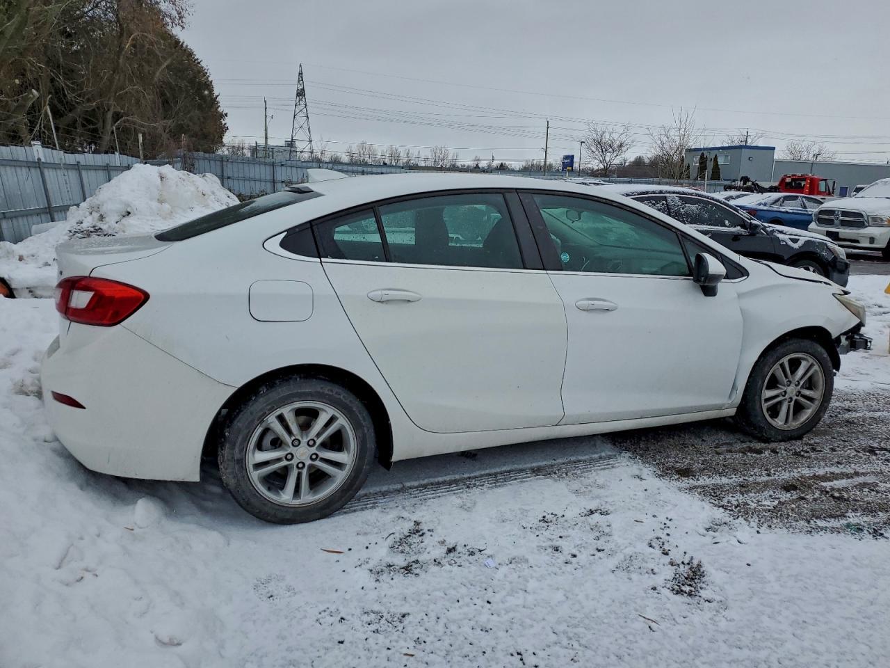 2018 Chevrolet Cruze Lt - Фото 3