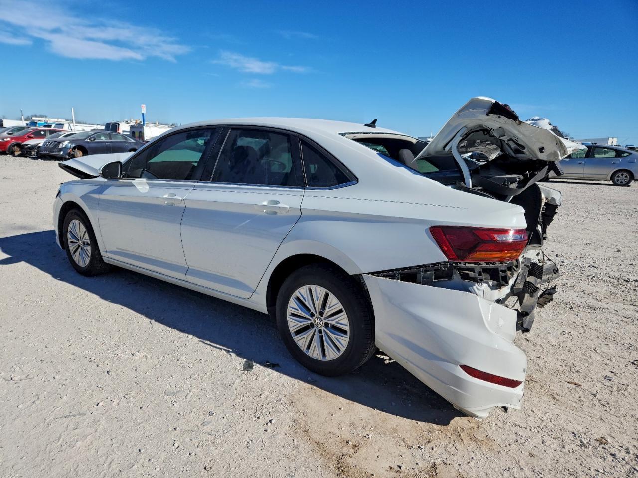 2019 Volkswagen Jetta S - Фото 2