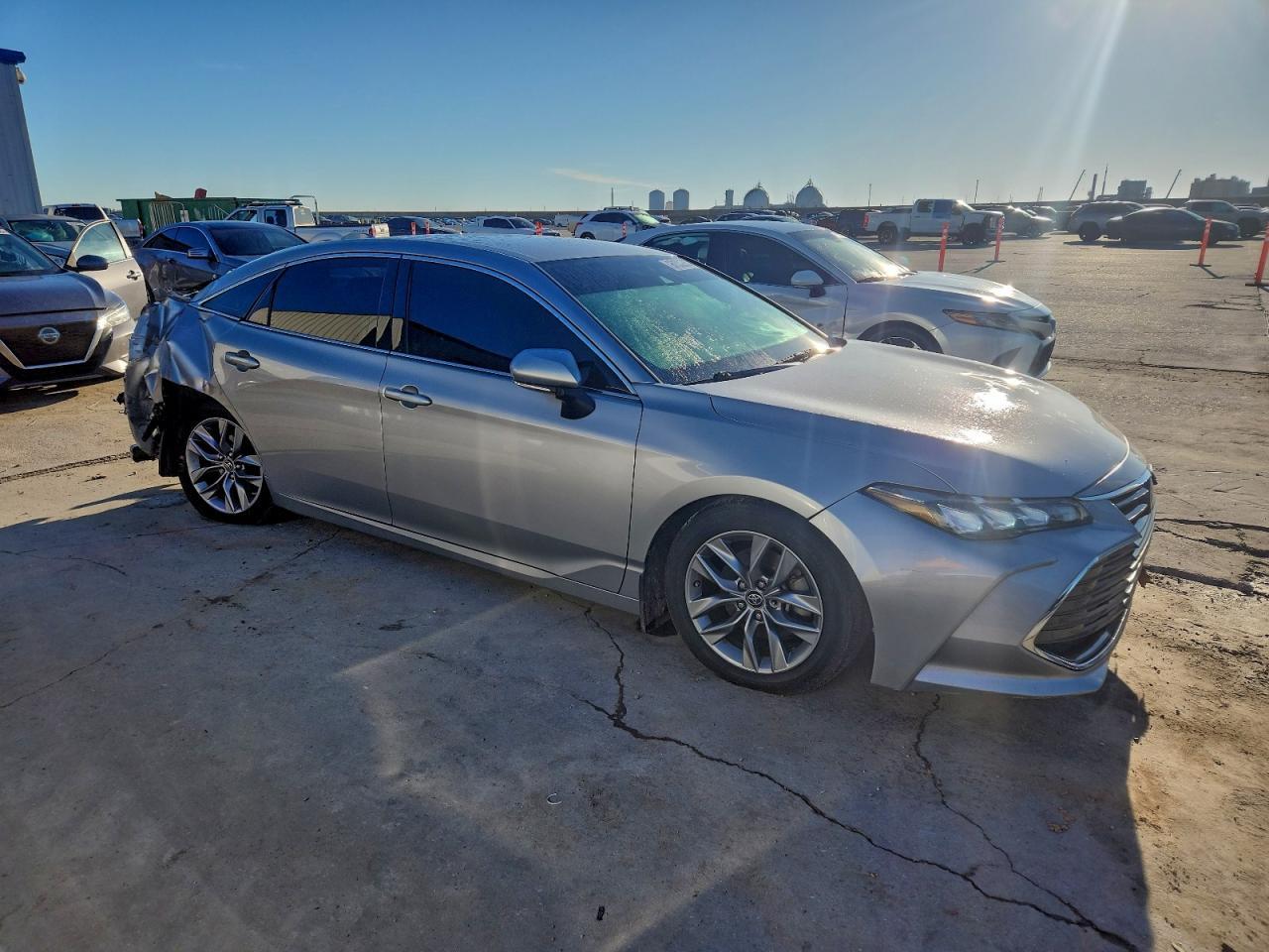 2019 Toyota Avalon Xle - Image 4