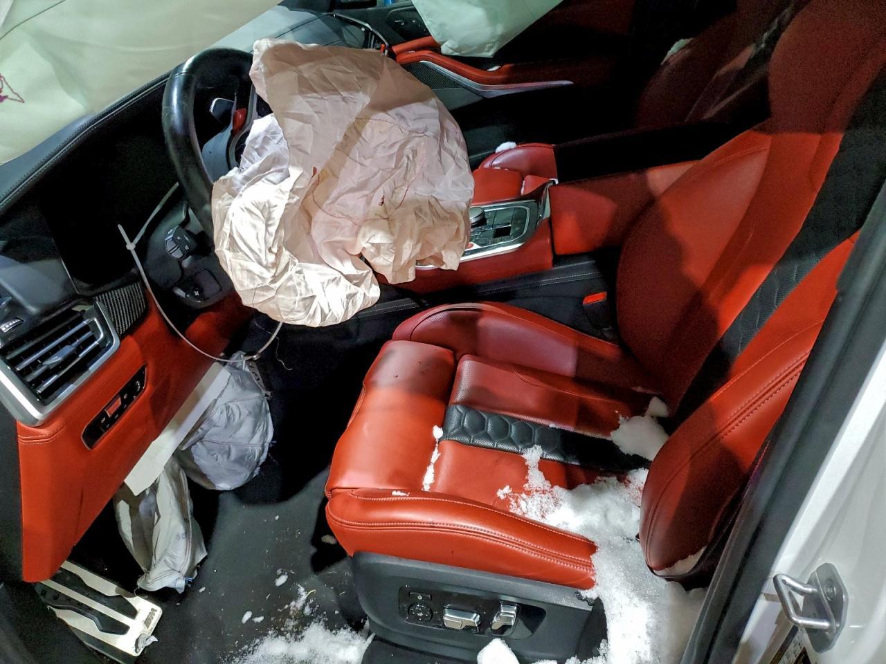 2022 BMW X5 M - Фото 7