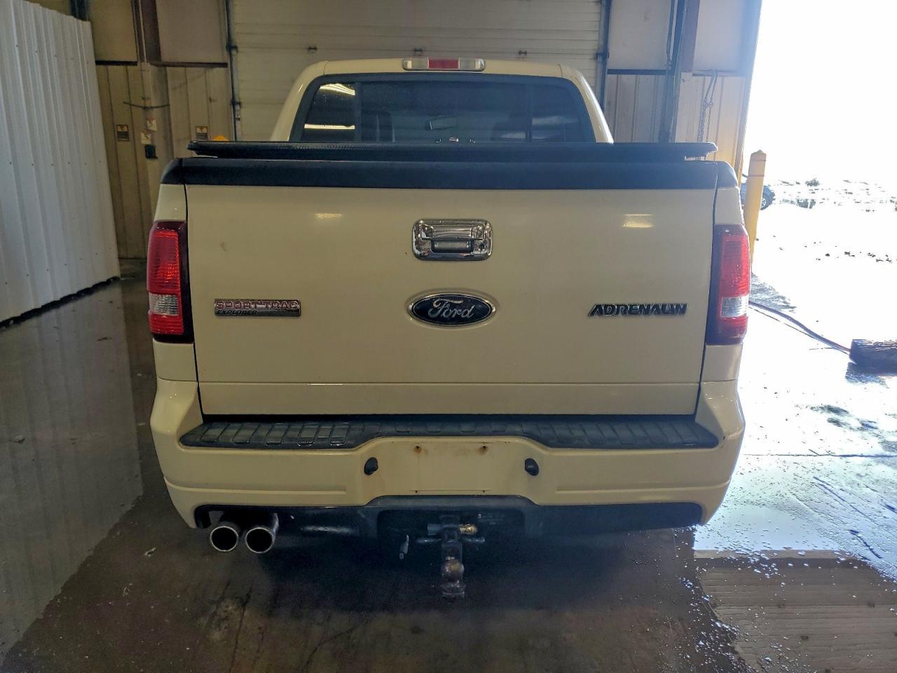 2008 Ford Explorer Sport Trac Limited - Image 6