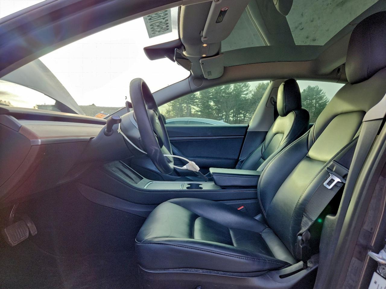 2021 Tesla Model 3 - Фото 7