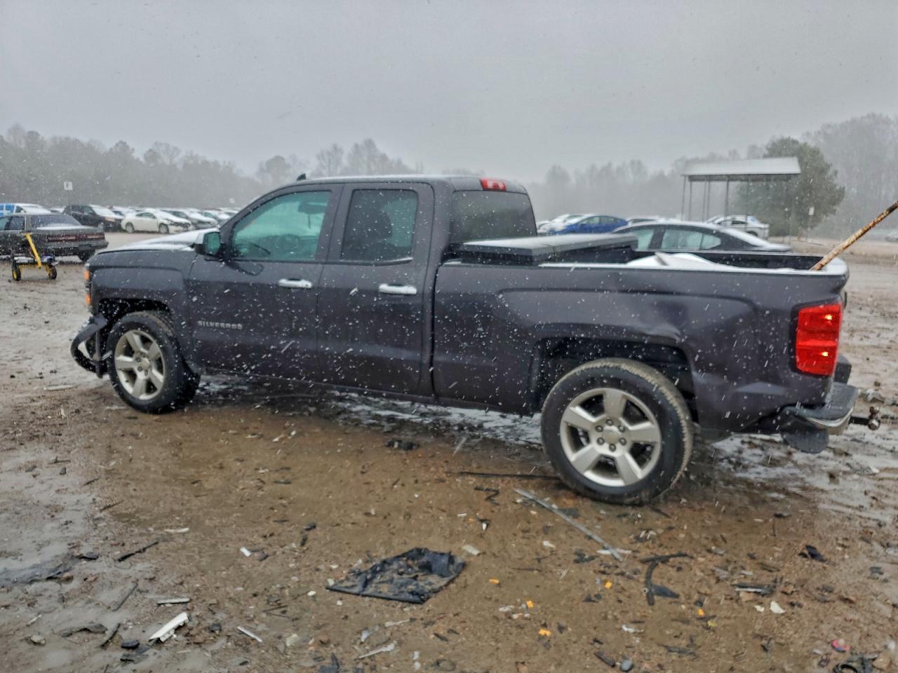 2015 Chevrolet Silverado C1500 - Image 2