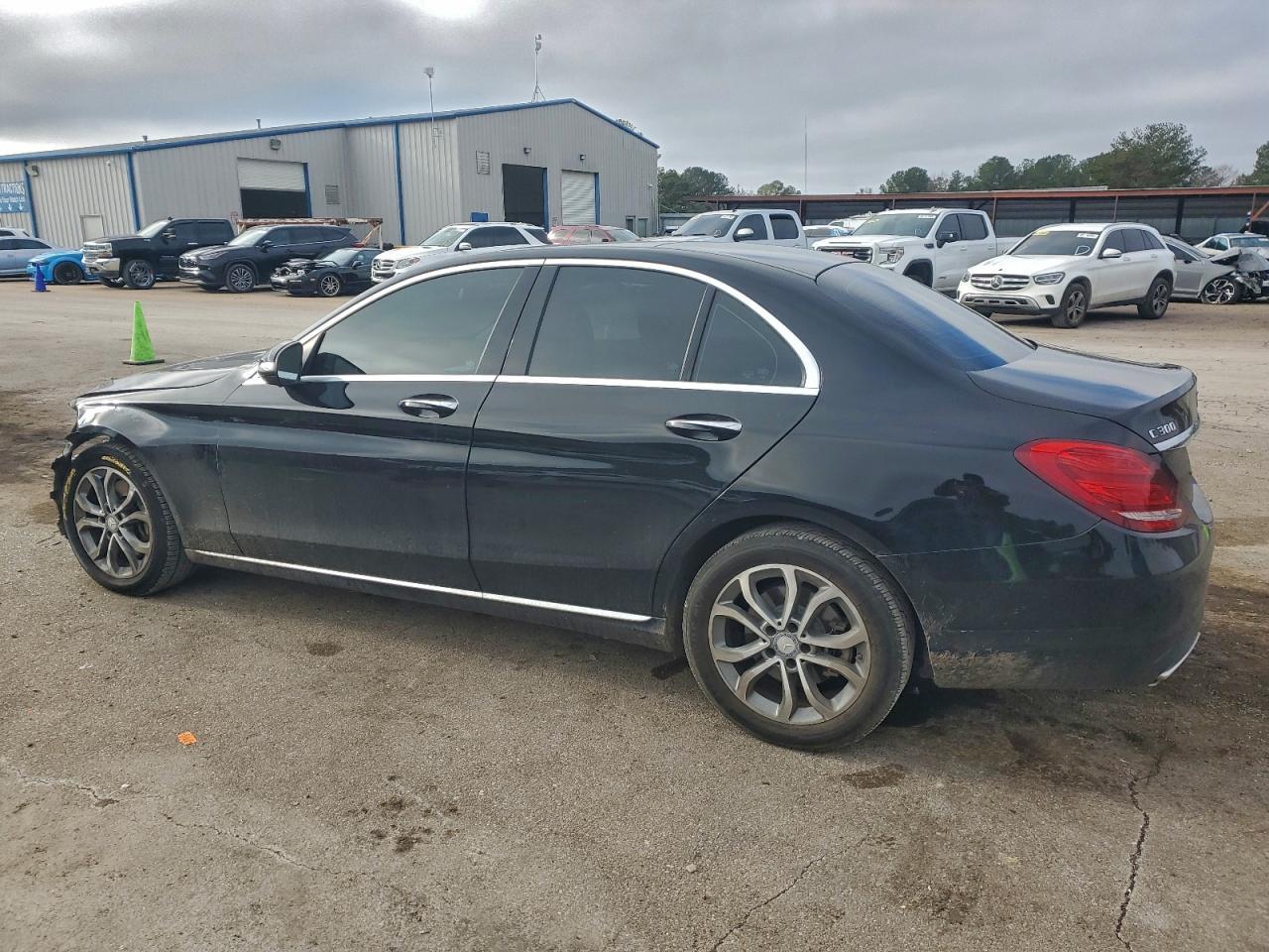2015 Mercedes-Benz C 300 - Фото 2