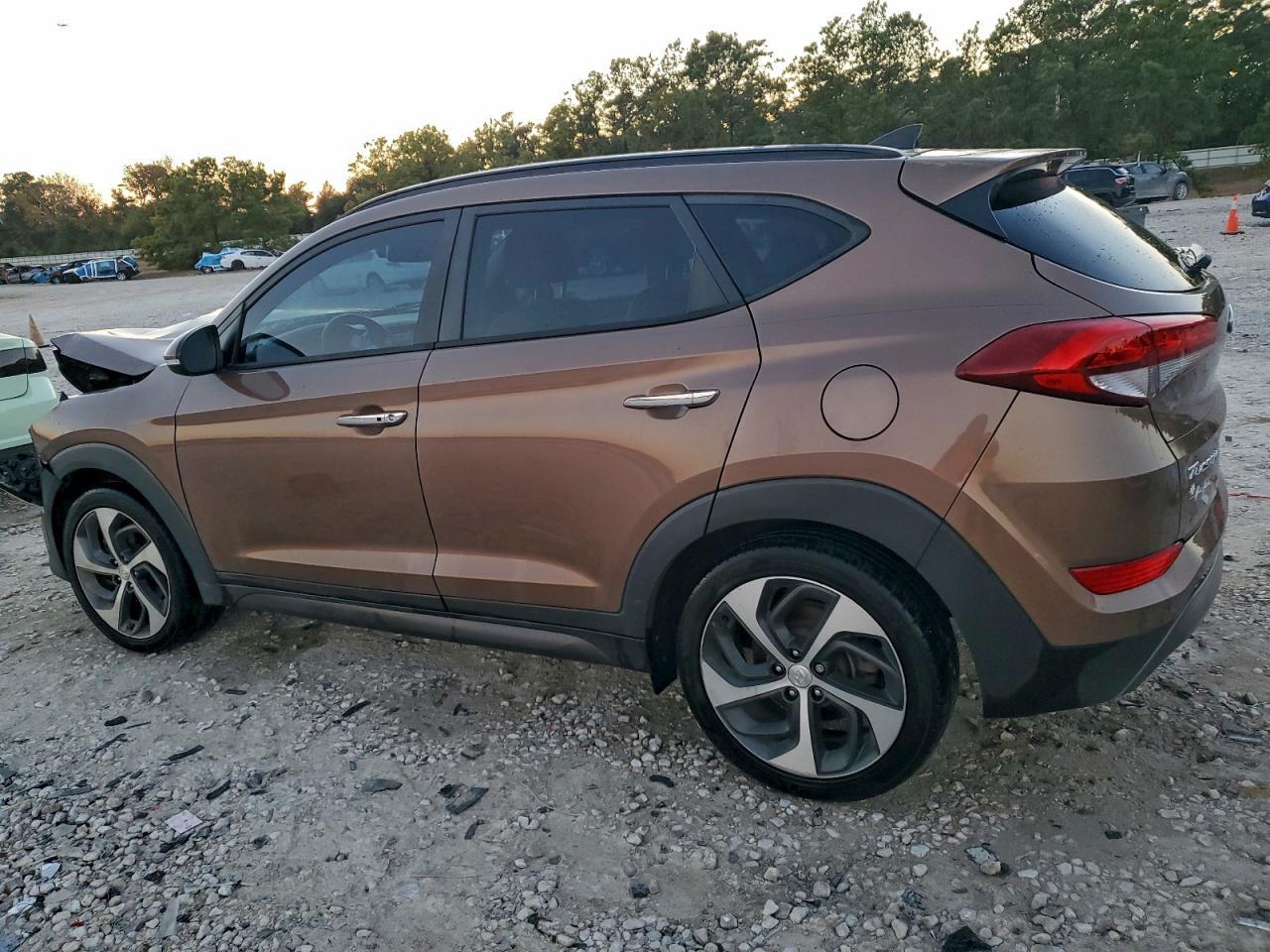 2016 Hyundai Tucson Limited - Фото 2