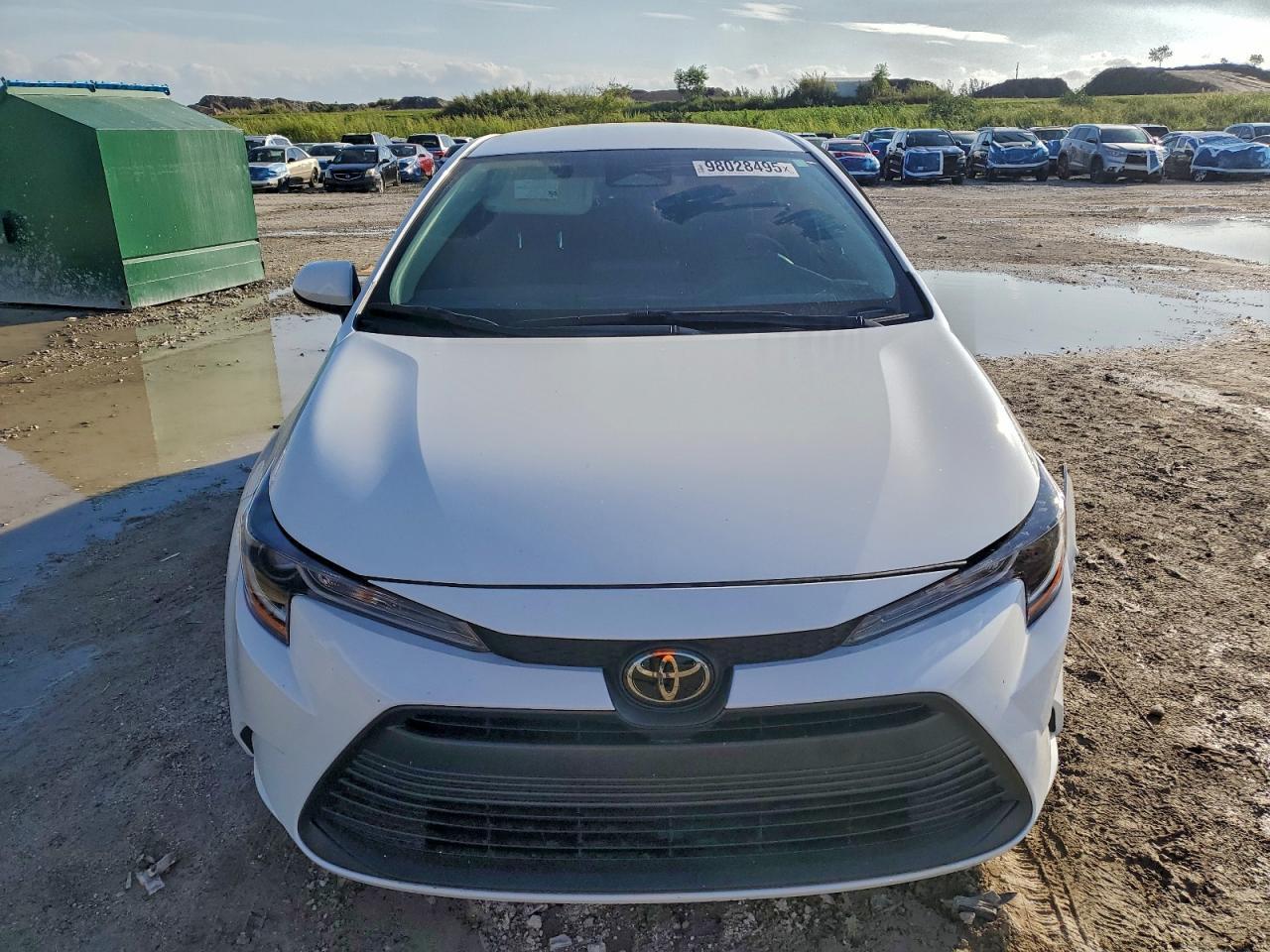 2025 Toyota Corolla Le - Фото 5
