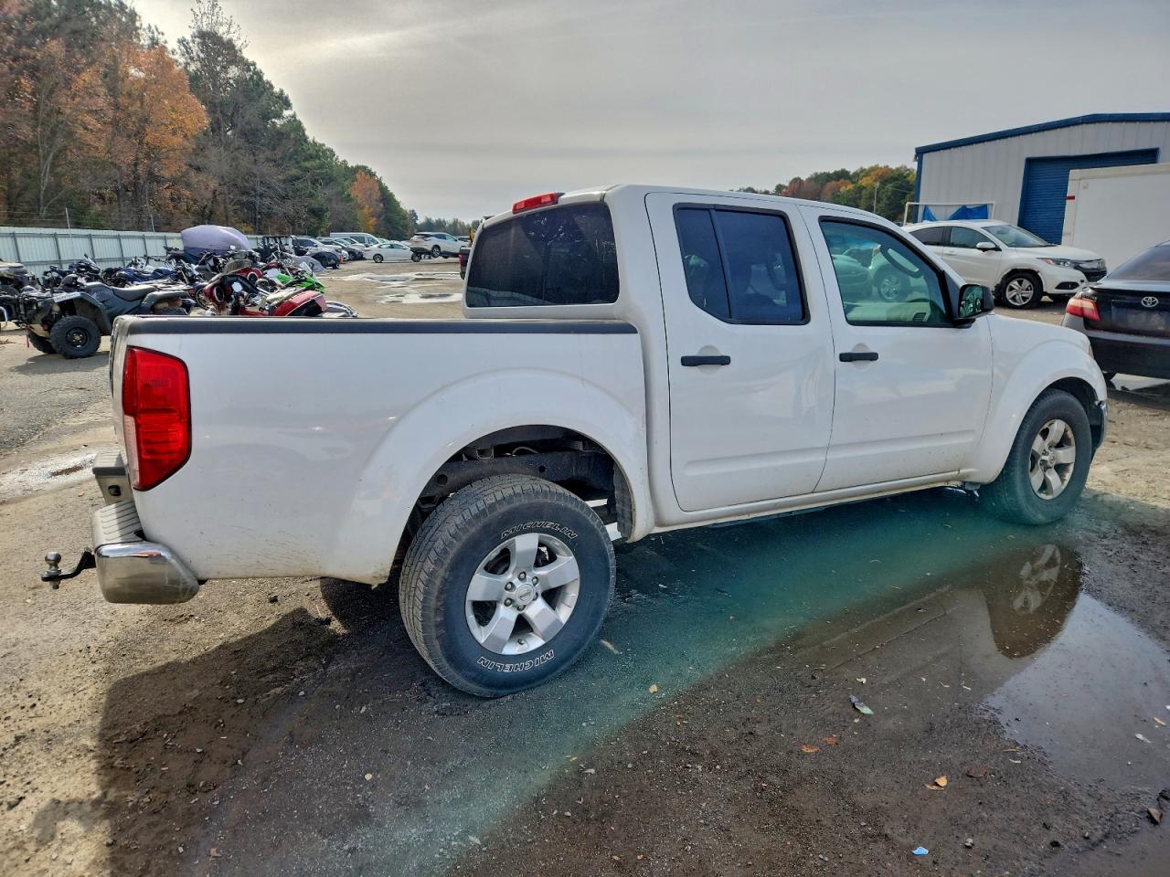 2011 Nissan Frontier S - Фото 3