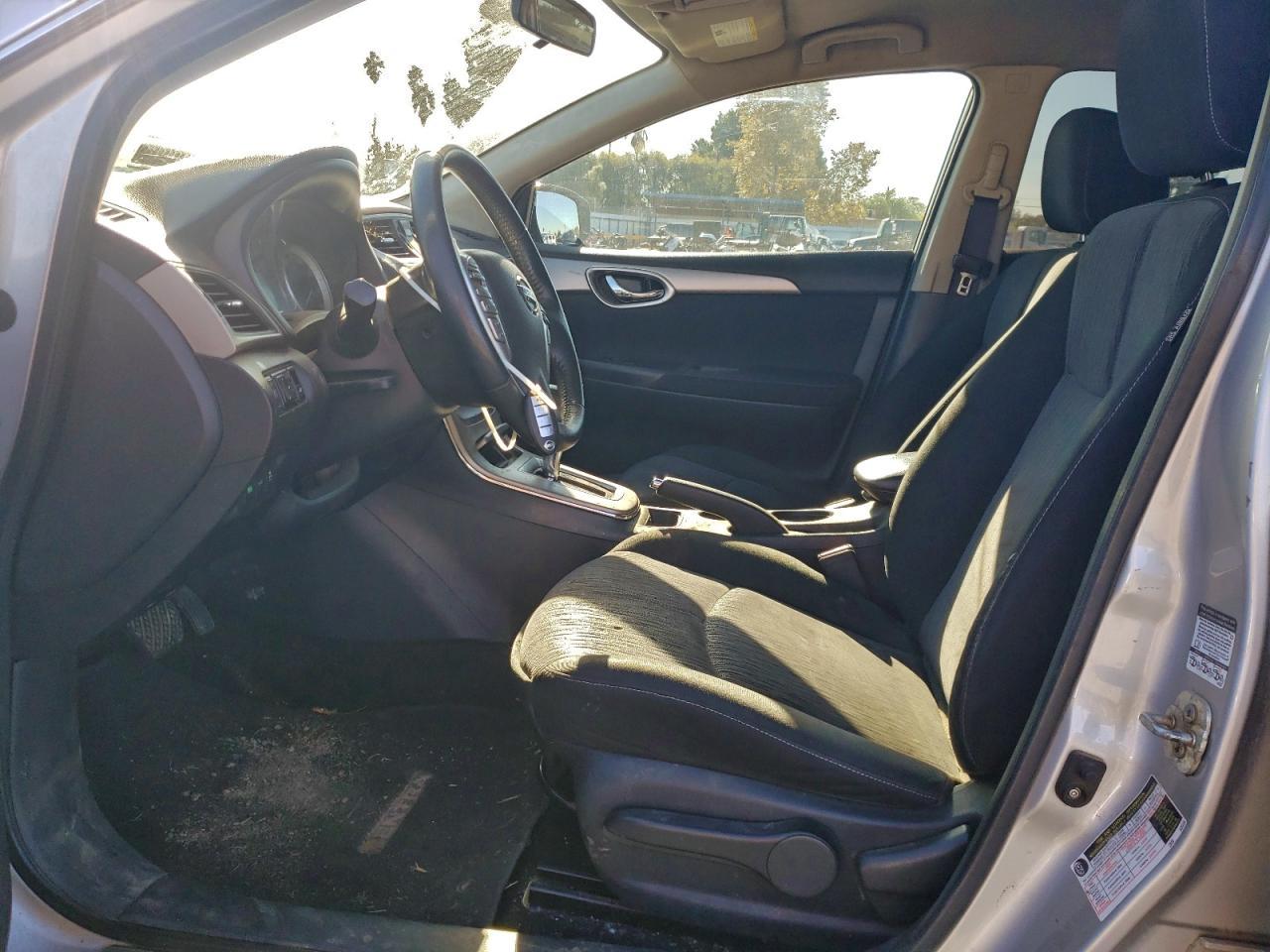 2014 Nissan Sentra S - Image 7