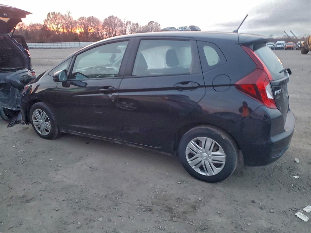 2019 Honda Fit Lx - Фото 2