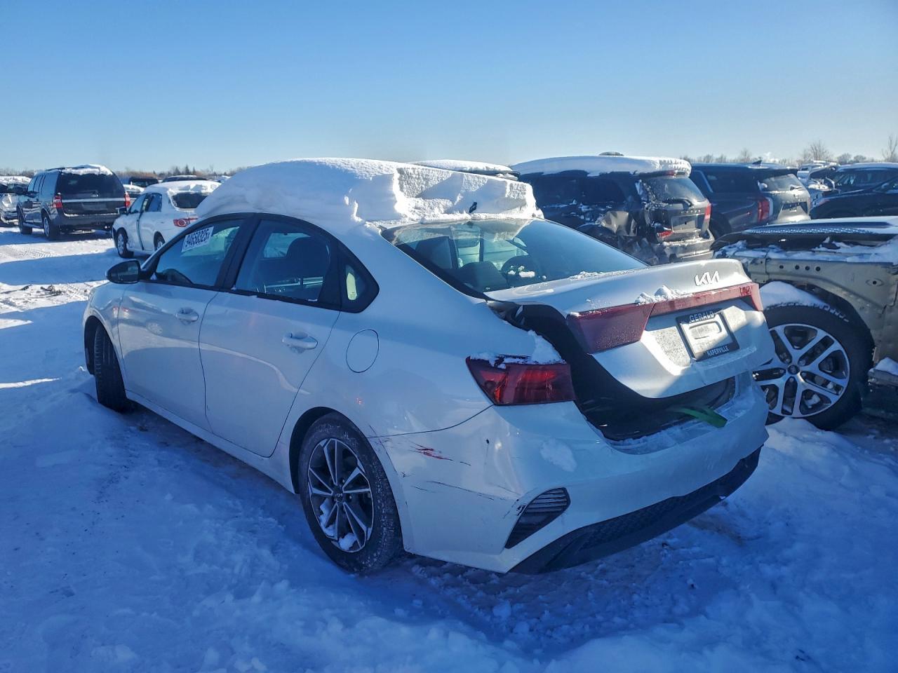 2022 Kia Forte Fe - Фото 2