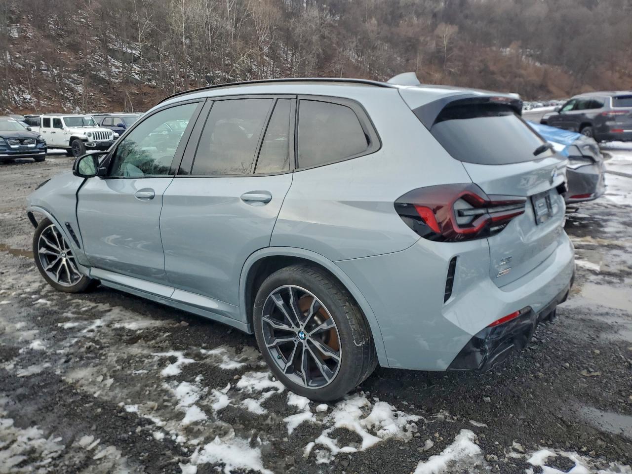2022 BMW X3 M40I - Фото 2