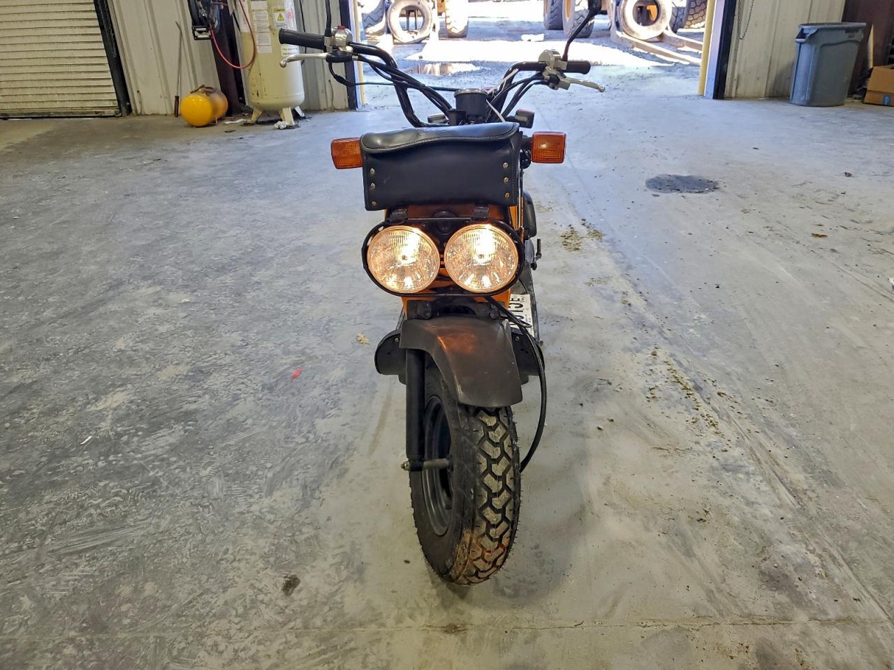 2011 Honda Nps50 - Фото 2