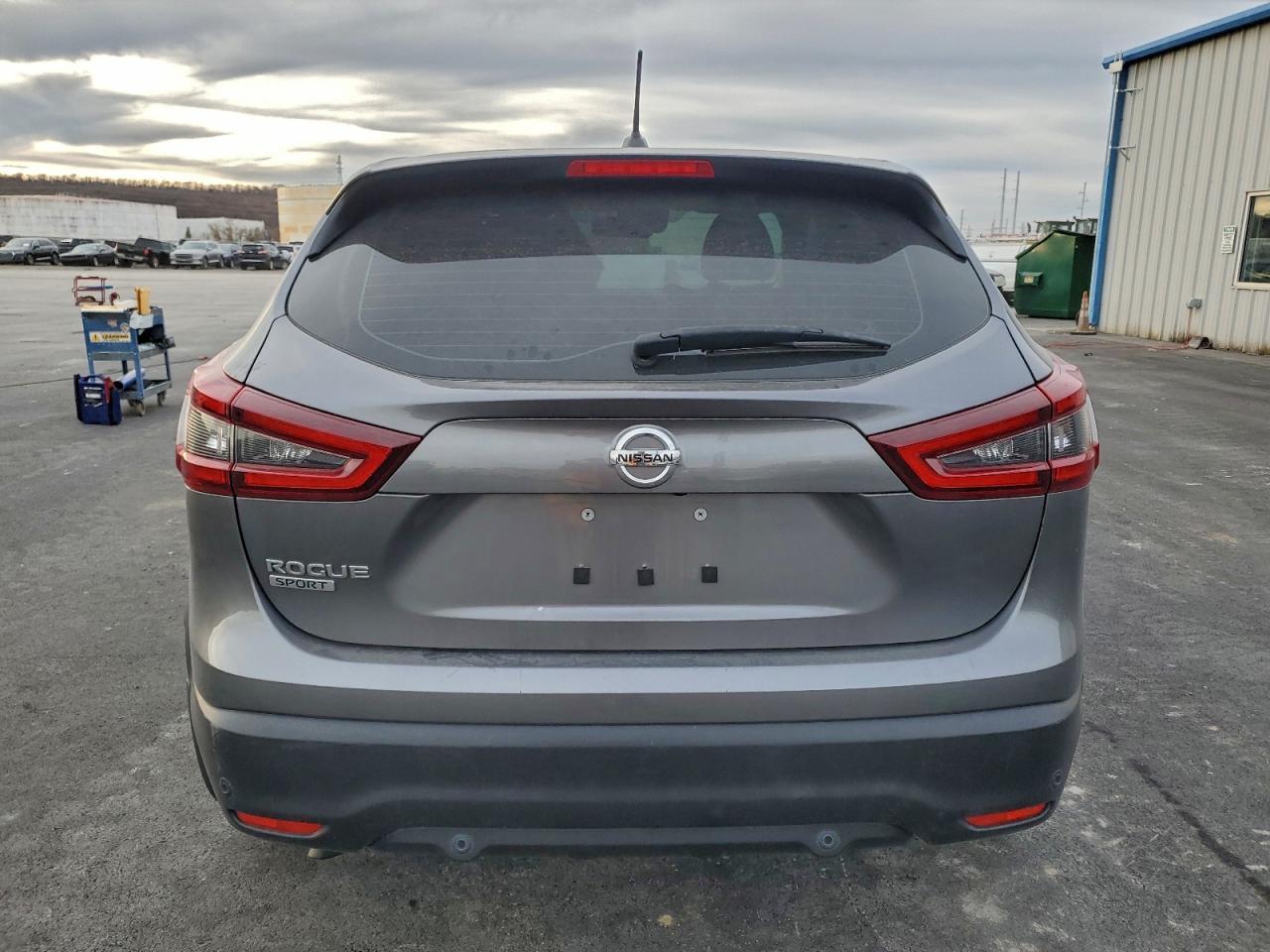 2022 Nissan Rogue Sport S - Фото 6