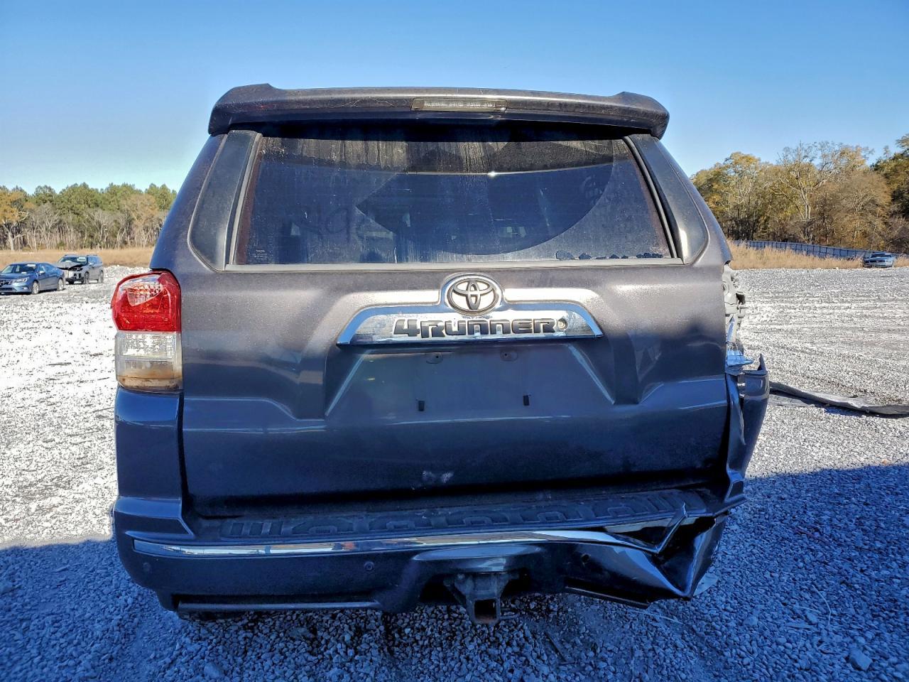 2011 Toyota 4Runner Sr5 - Image 6