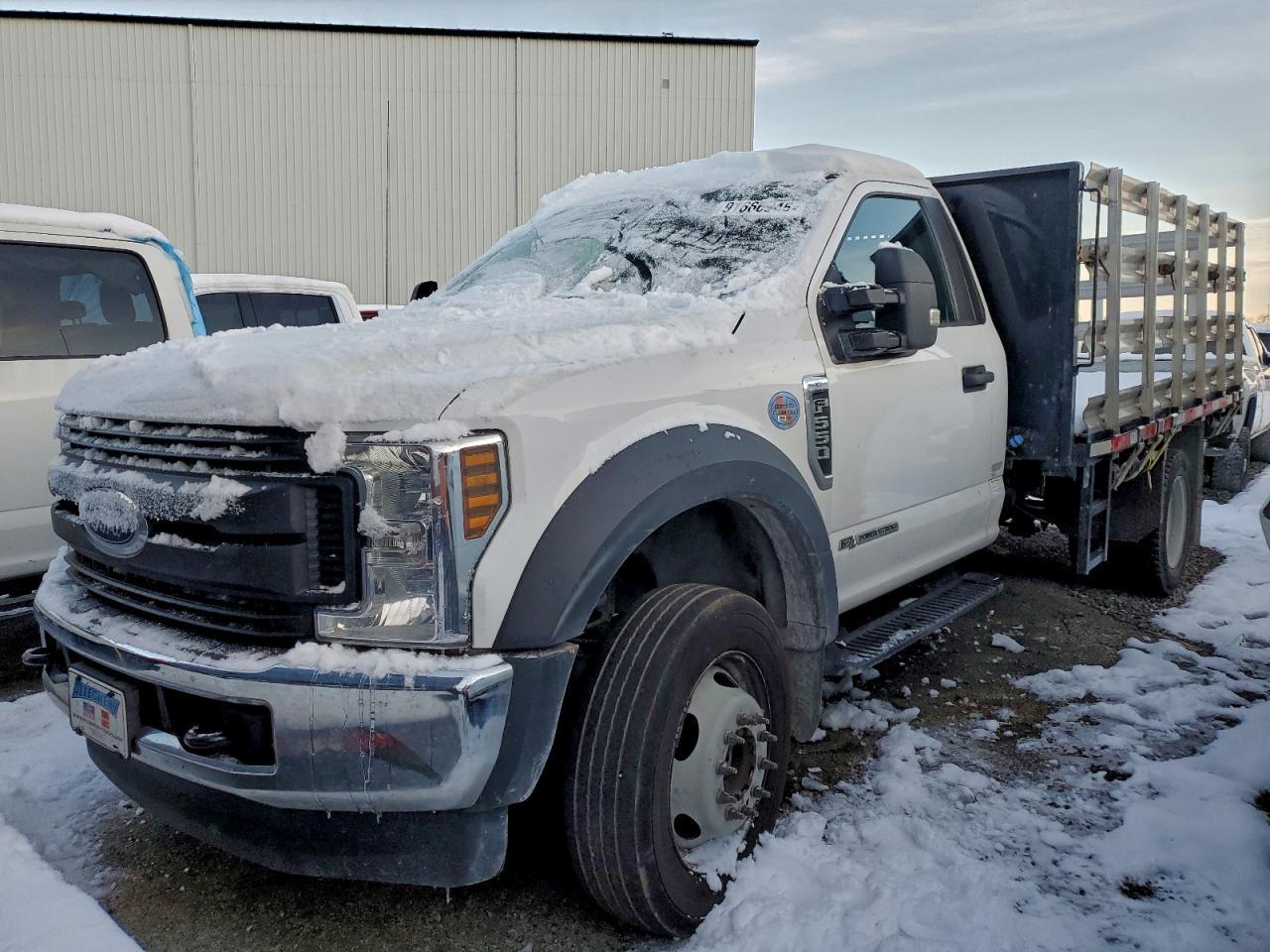 2019 Ford F550 Super Duty Flatbed Truck