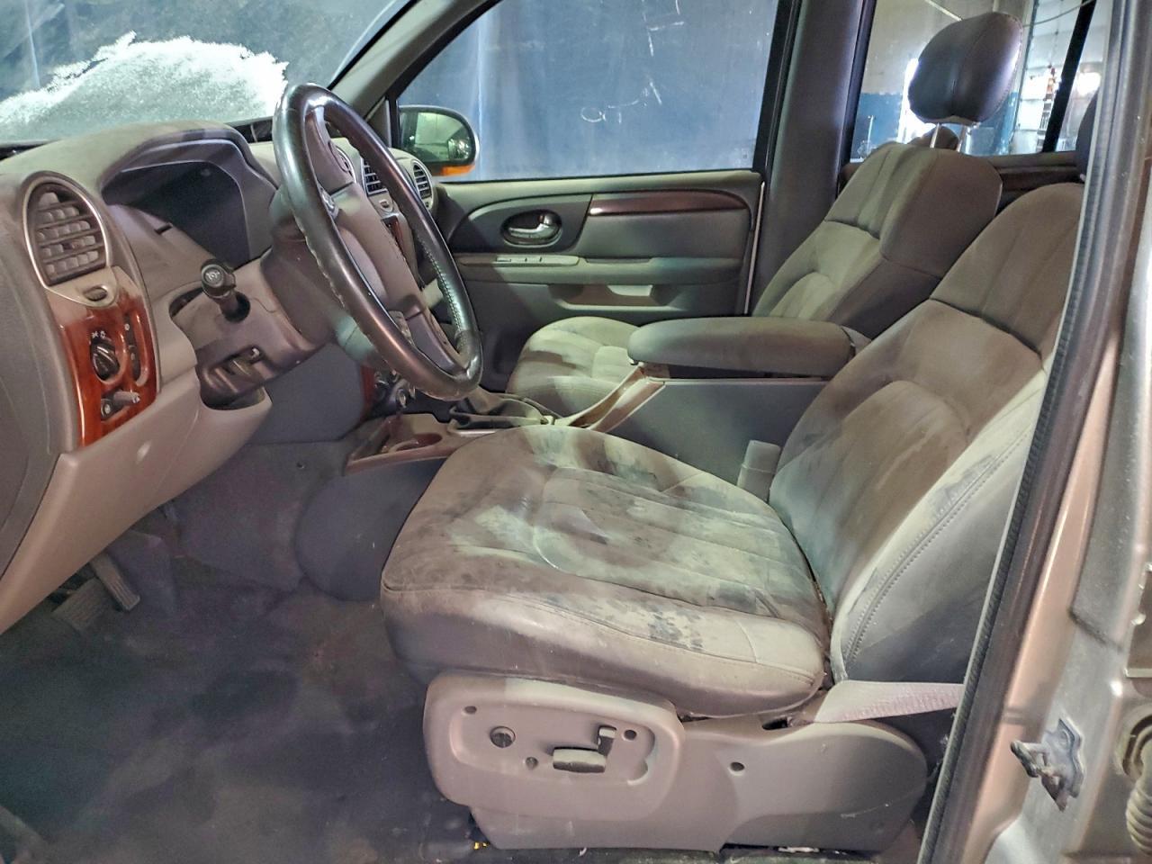2002 GMC Envoy - Фото 7
