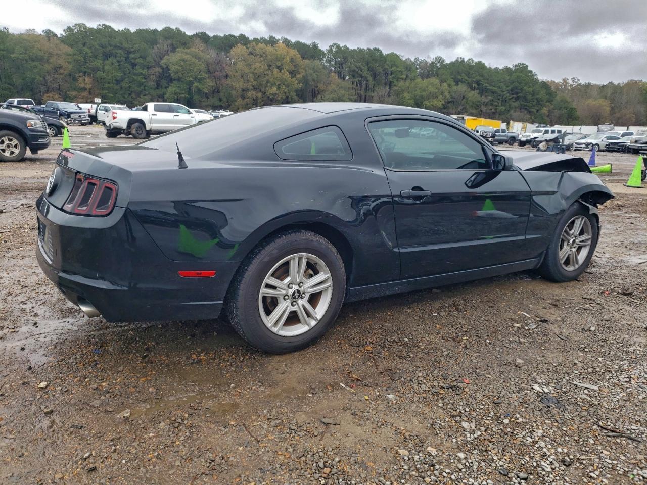 2014 Ford Mustang - Image 3