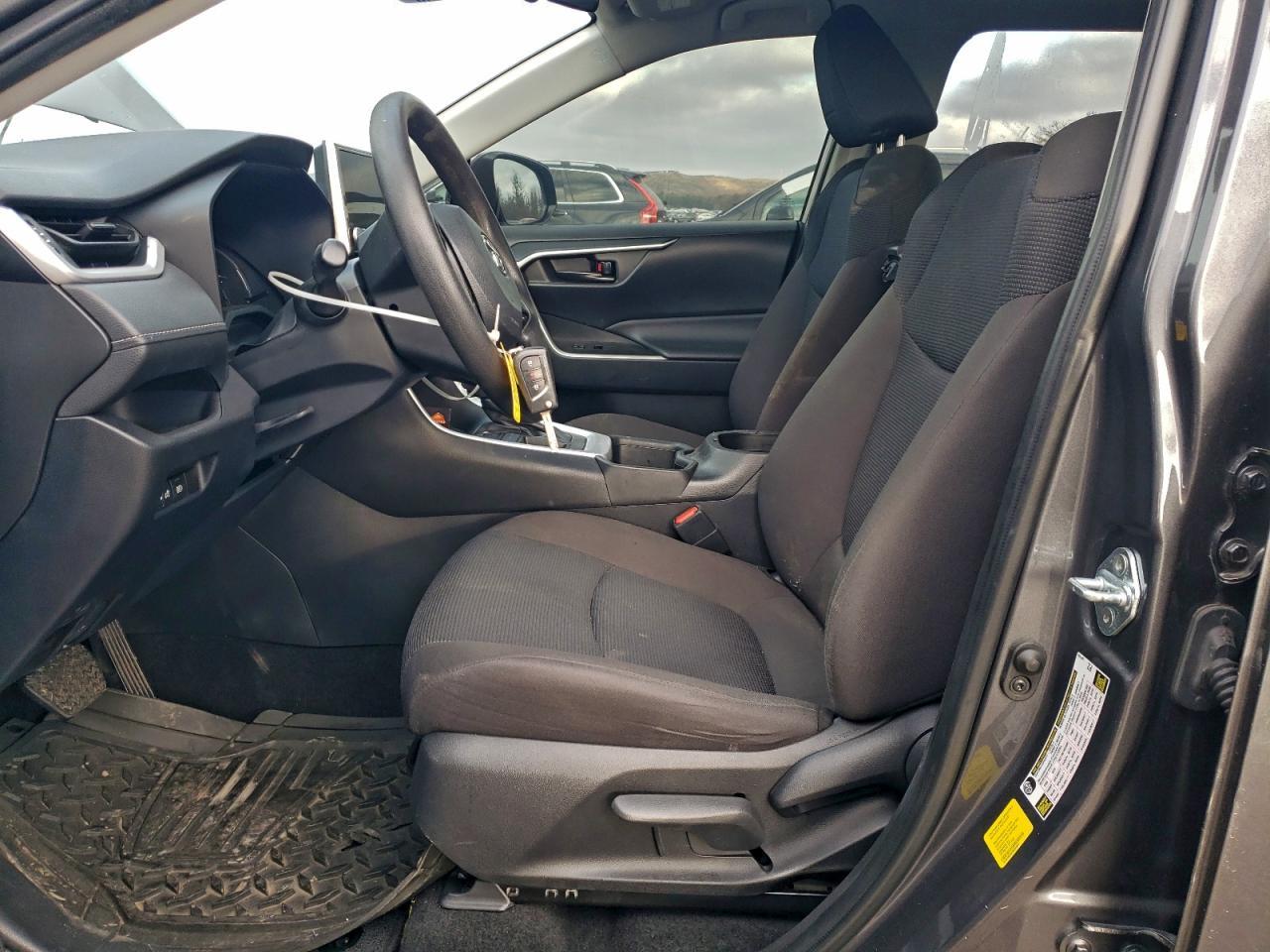 2024 Toyota Rav4 Le - Image 7