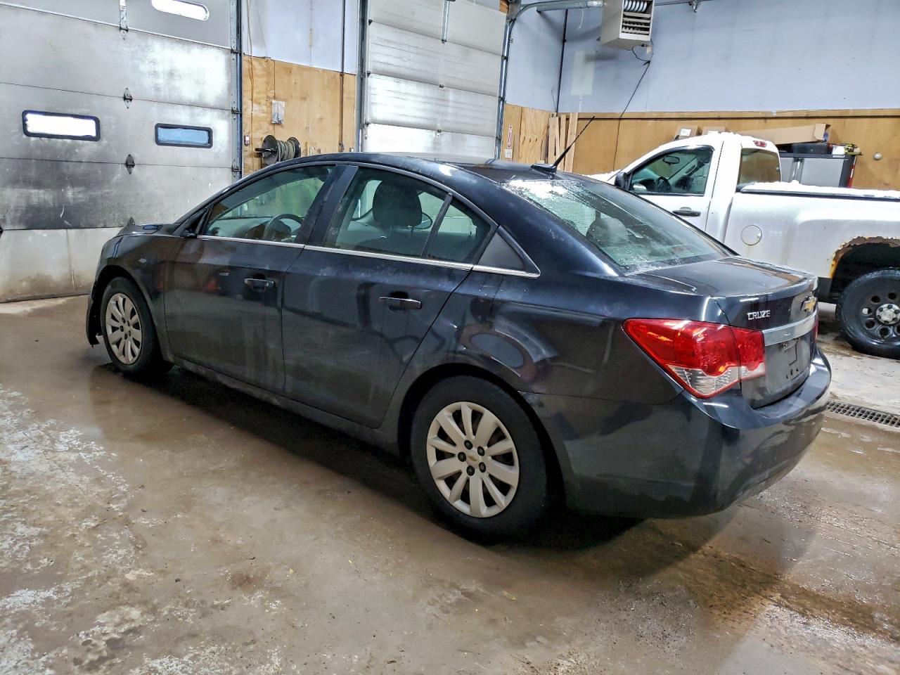2011 Chevrolet Cruze Lt - Фото 2
