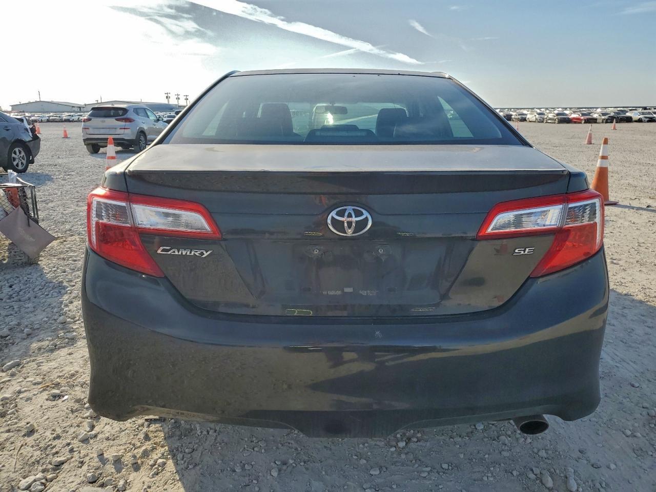 2012 Toyota Camry Base - Image 6