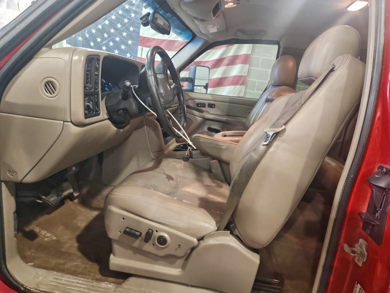 2004 GMC New Sierra K1500 - Фото 7