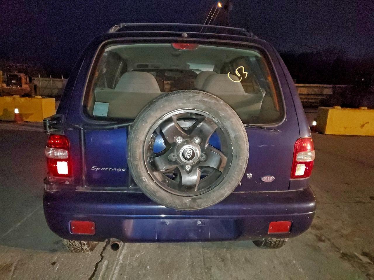 2000 Kia Sportage Base - Фото 6