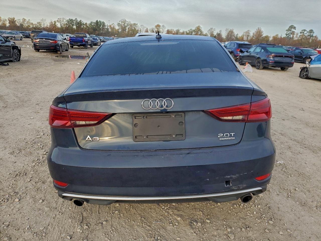 2017 Audi A3 Premium - Фото 6