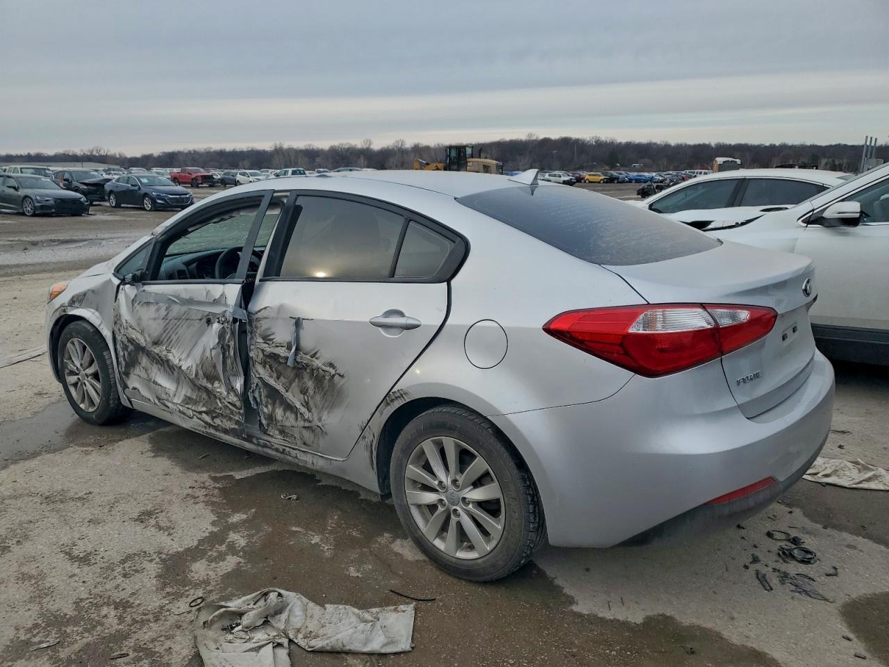 2016 Kia Forte Lx - Image 2