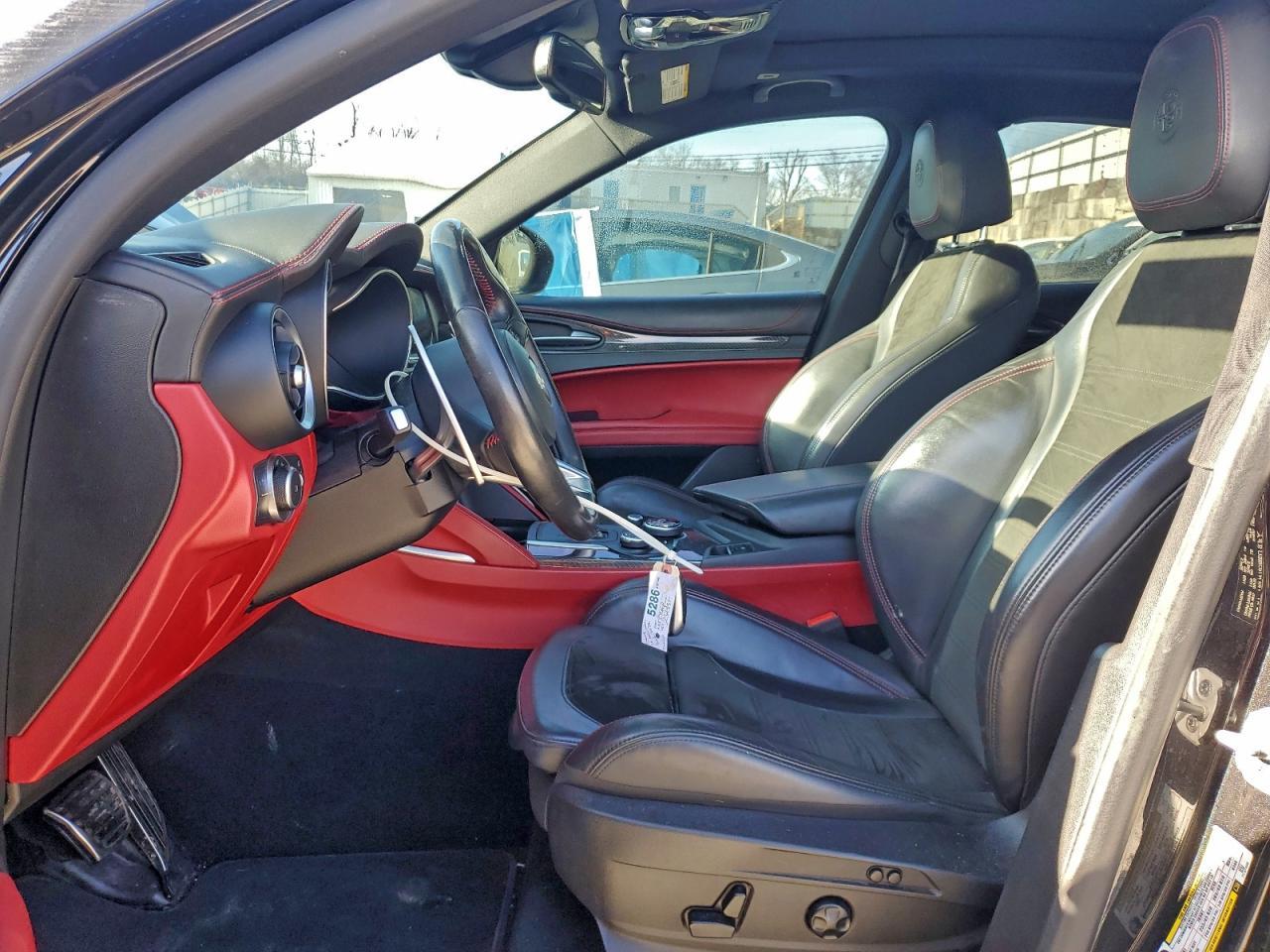 2018 Alfa Romeo Stelvio Quadrifoglio - Фото 7