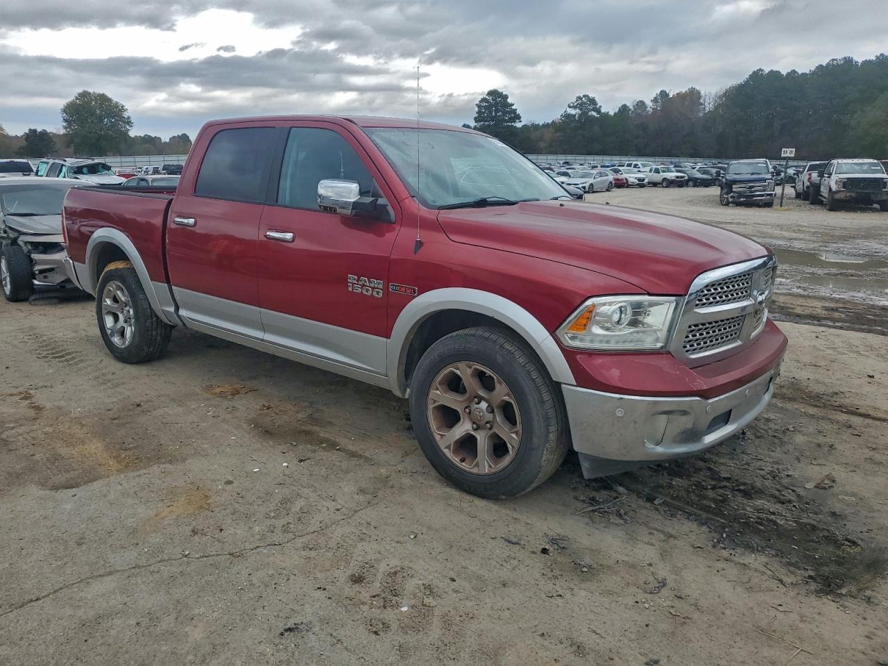 2015 Ram 1500 Laramie - Фото 4