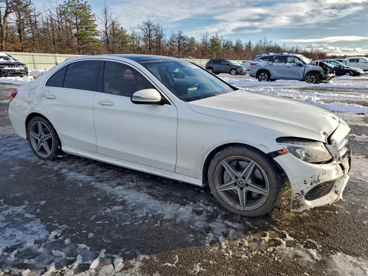 2018 Mercedes-Benz C 300 4Matic - Image 4