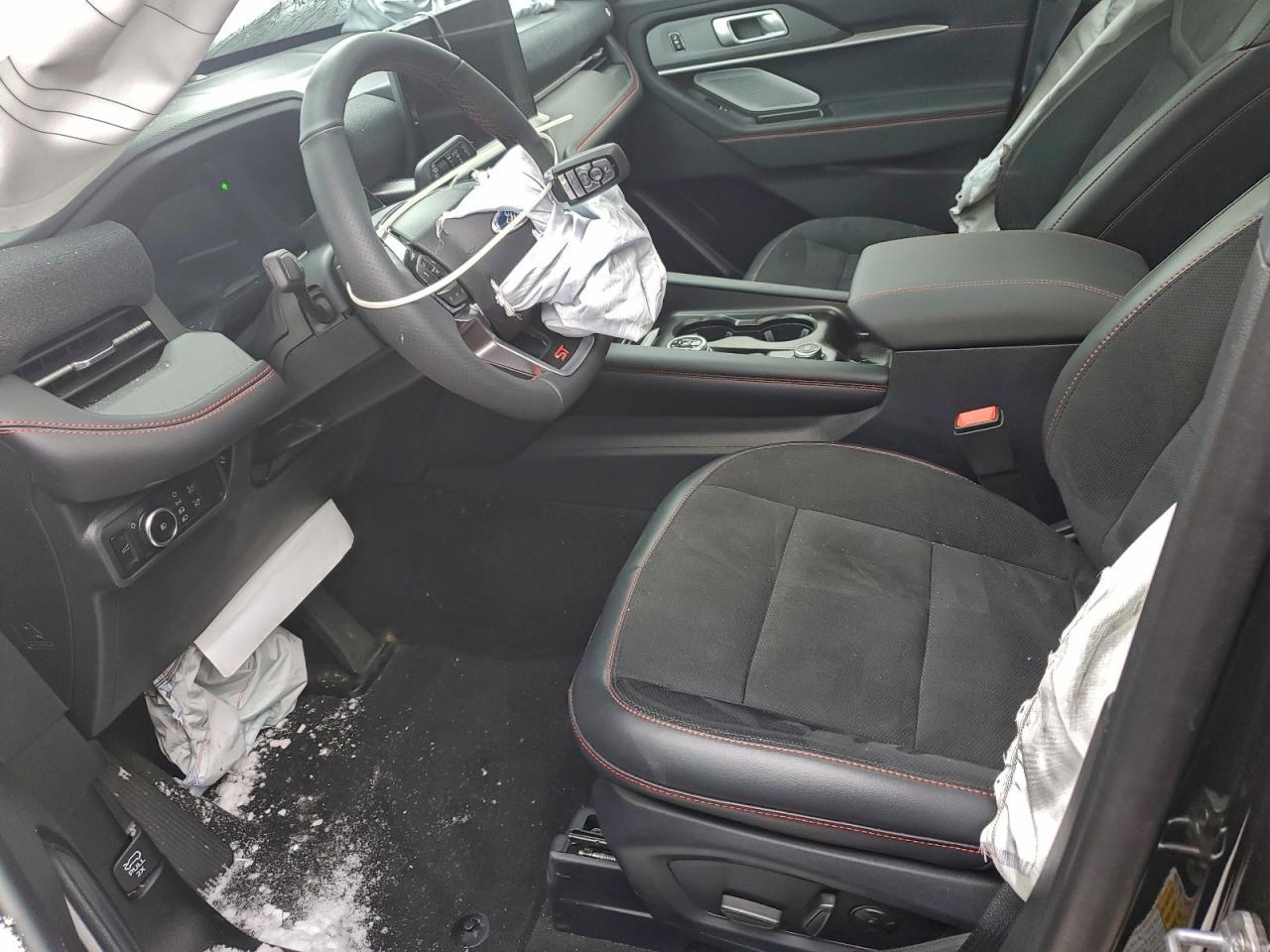 2025 Ford Explorer St - Фото 7