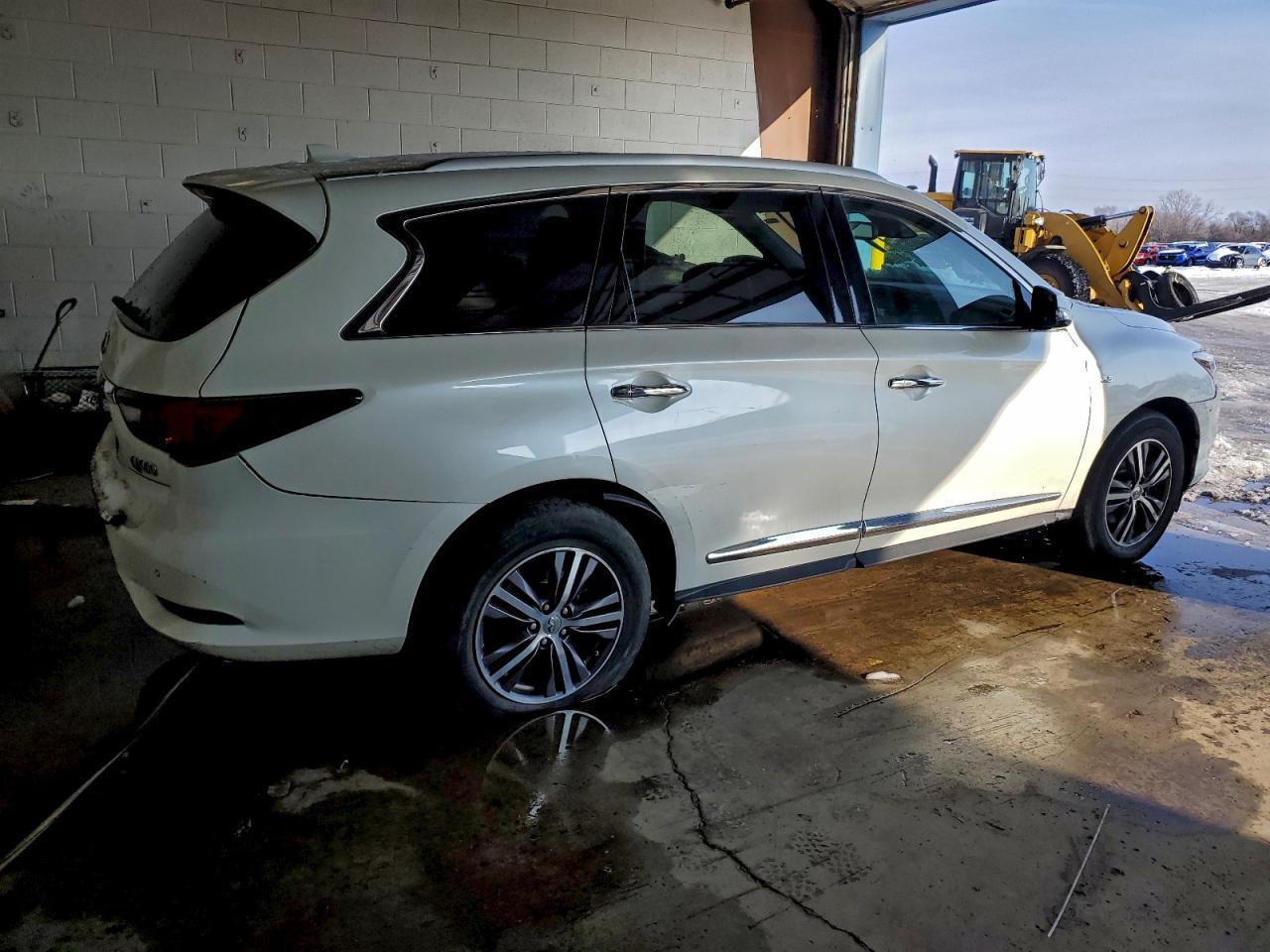 2019 Infiniti Qx60 Luxe - Фото 3