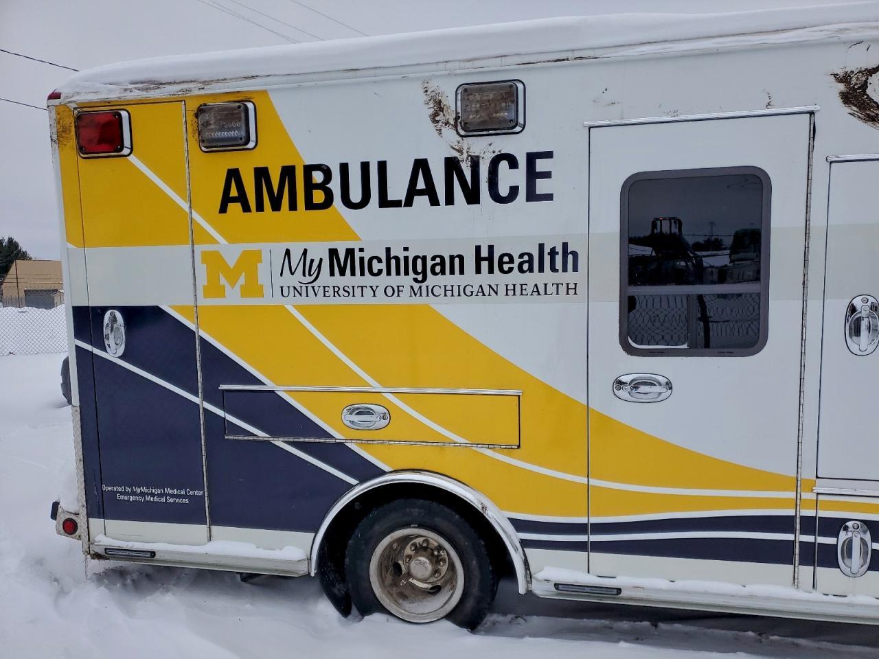2023 Ford E450 Ambulance - Image 3