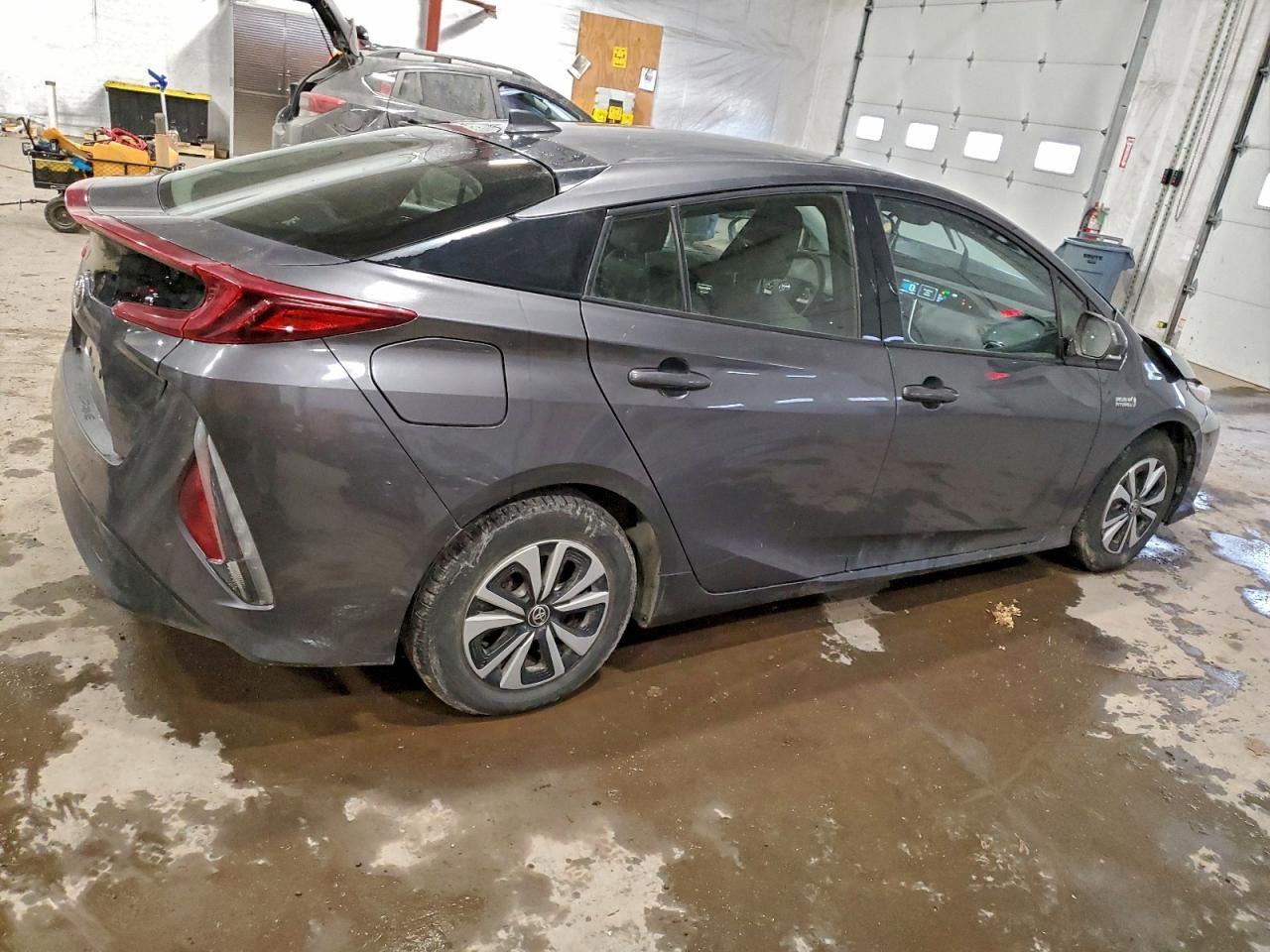 2017 Toyota Prius Prime - Image 3